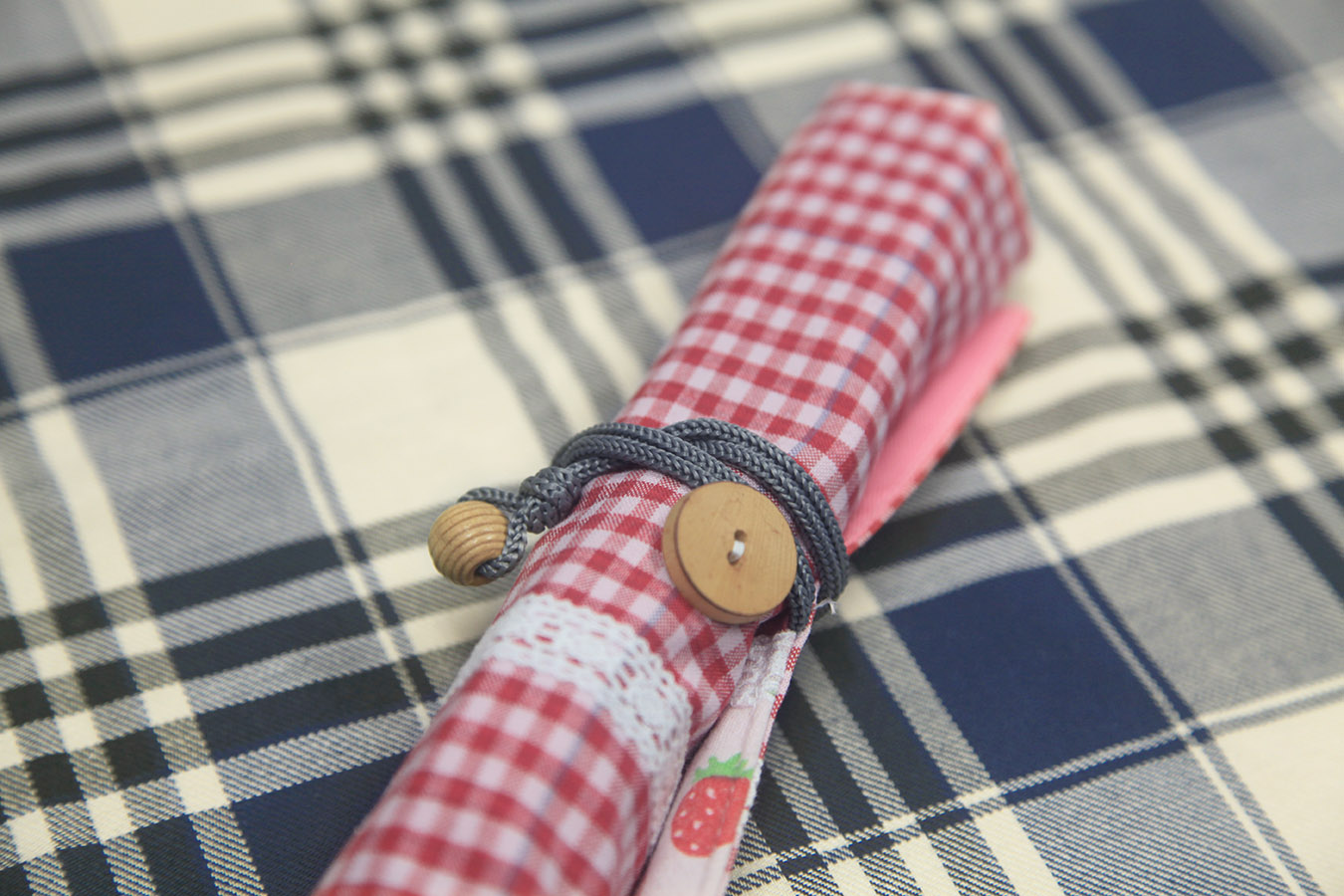 Green Baby Garden upcycling utensil wrapper front wrapping in minimum contents