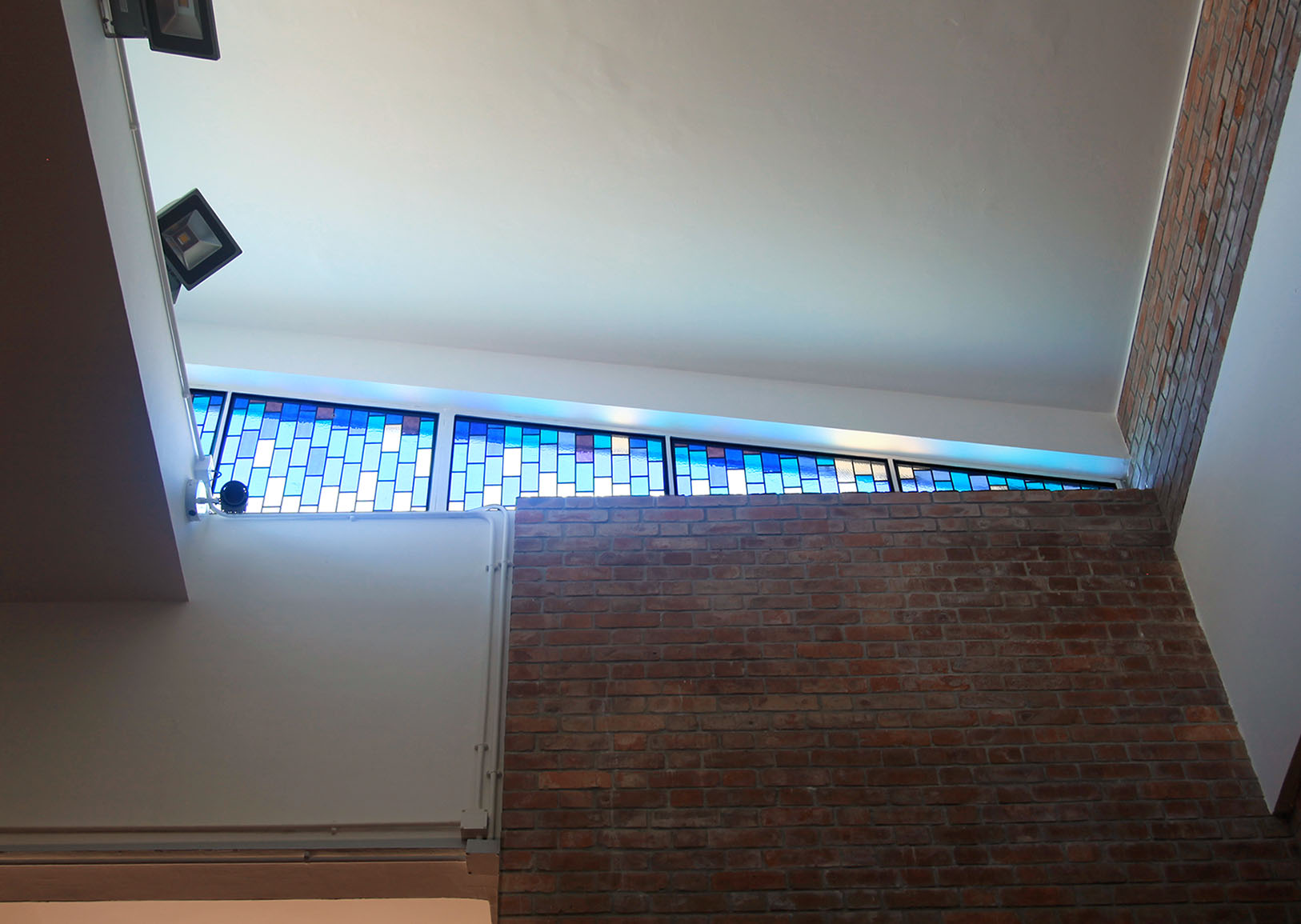 HKU Residential Hall :: chapel revamp stained glass